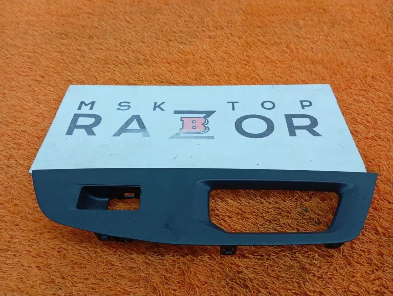 Накладка двери