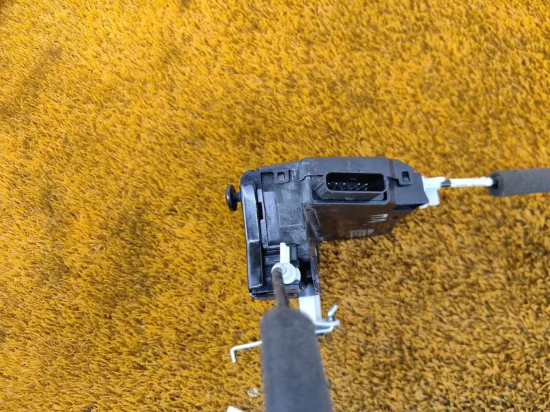 Замок двери