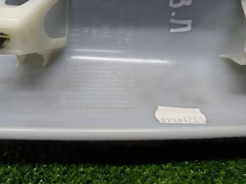 Накладка на стойку кузова