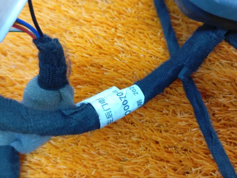 Проводка двери