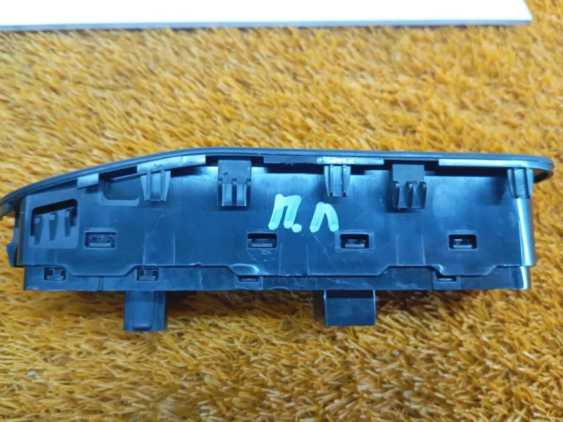 Блок стеклоподъемников