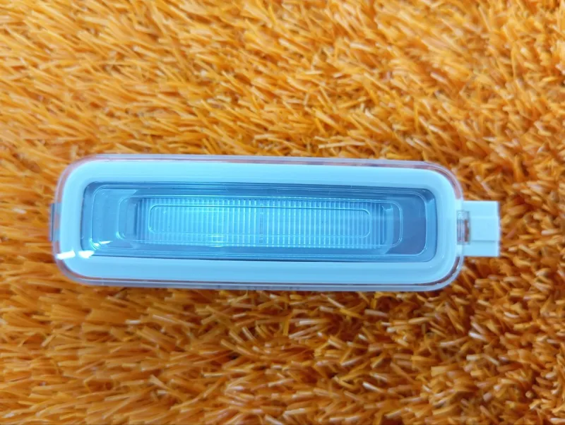 Плафон подсветки салона