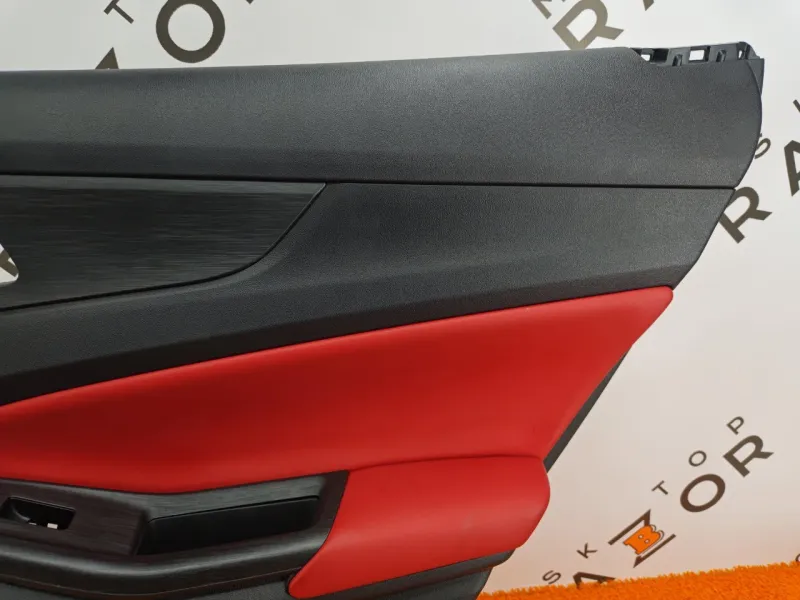 Обшивка двери