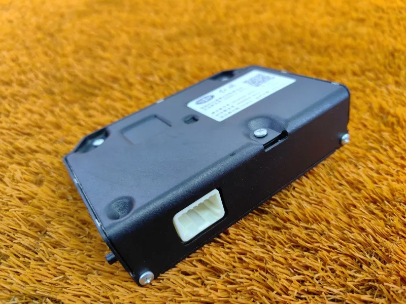 Камера передняя