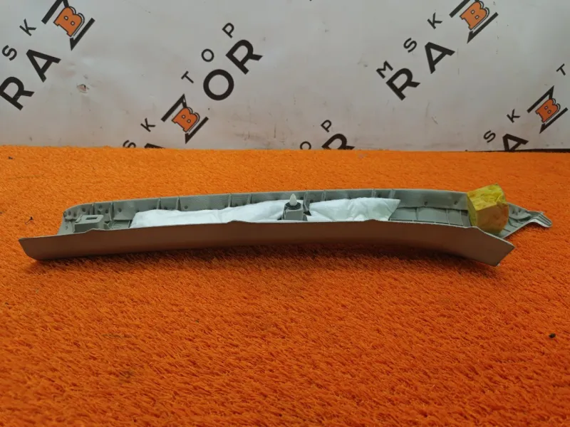 Накладка на стойку кузова