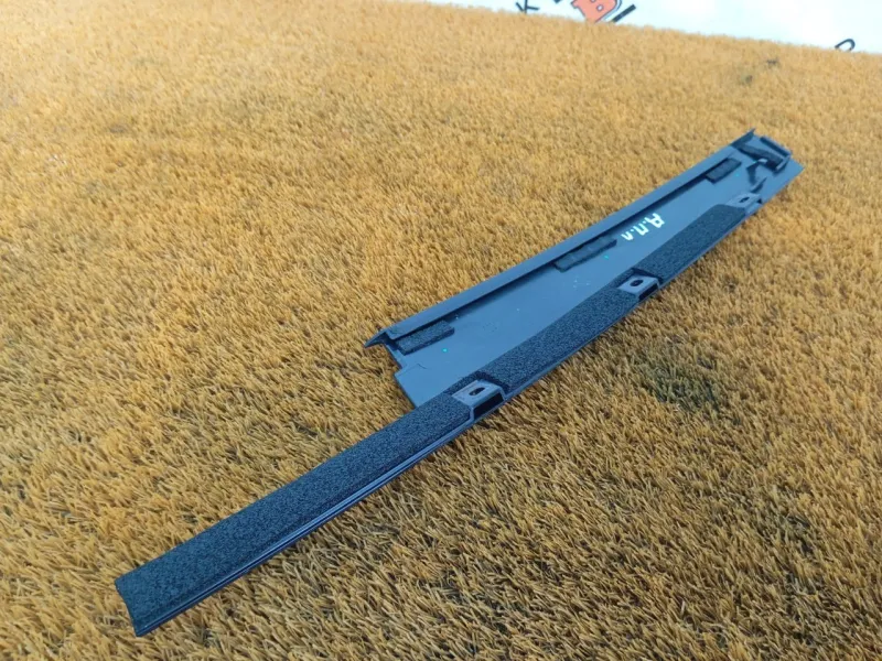 Молдинг двери