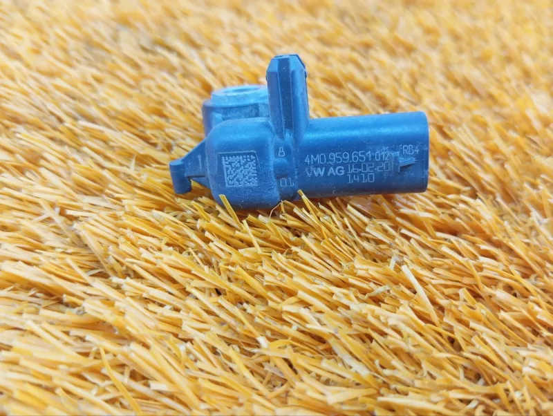 Датчик удара