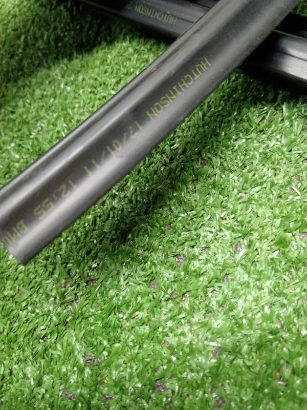 Уплотнитель стекла двери