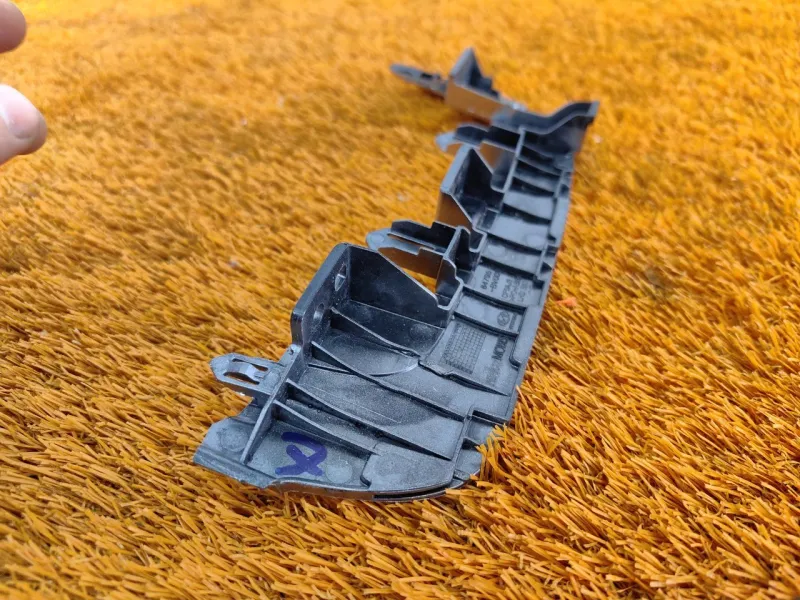 Накладка на торпедо