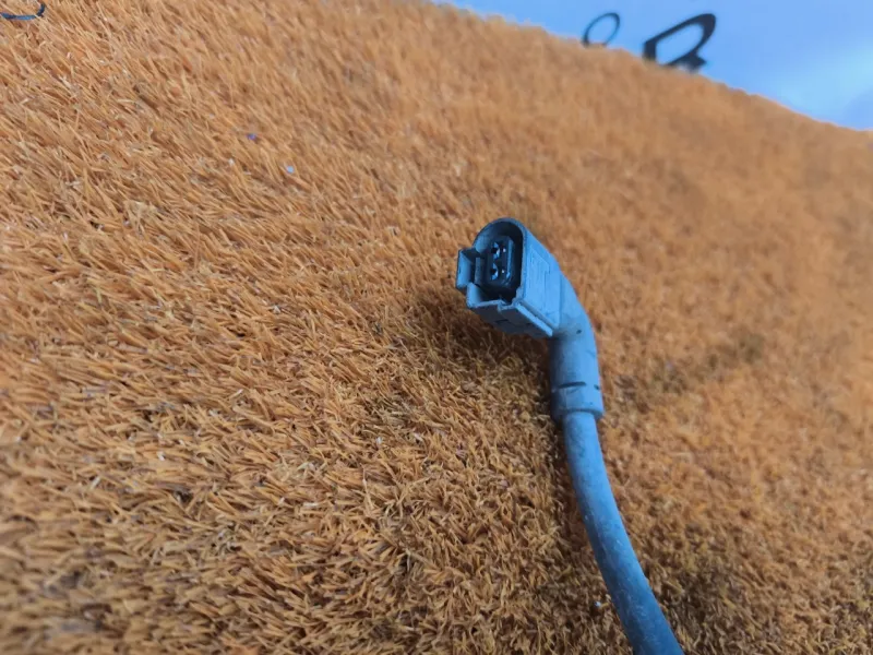 Проводка датчика ABS