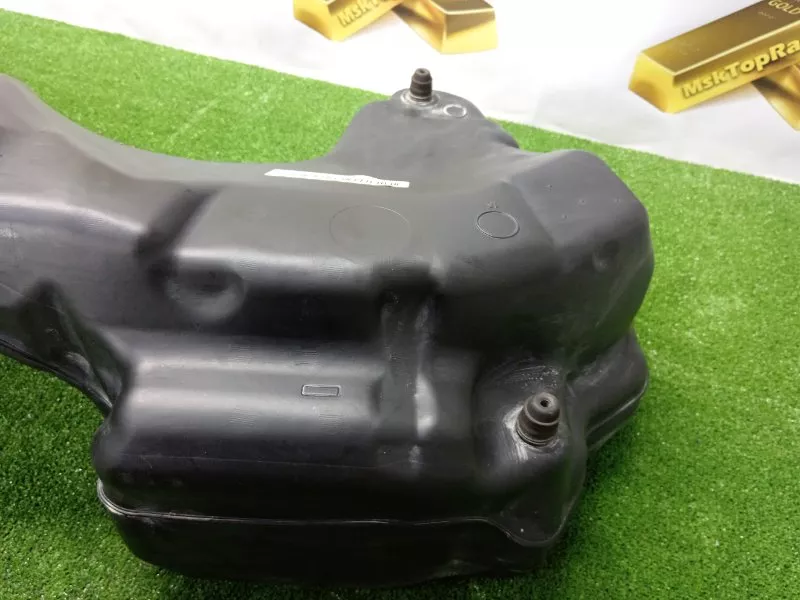 Бак топливный