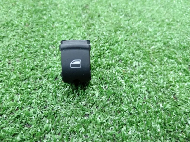 Кнопка стеклоподъемника