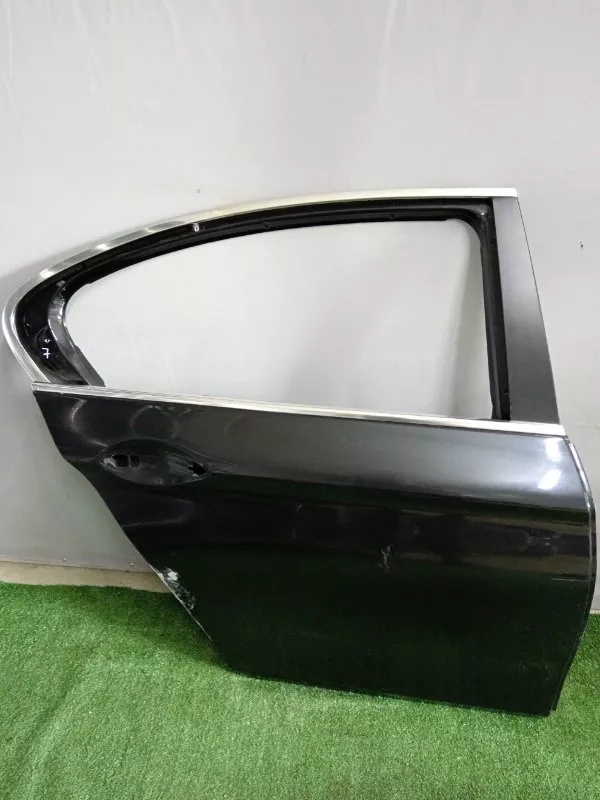 Дверь BMW 5-Series 2011 41007206114 F10, задняя правая