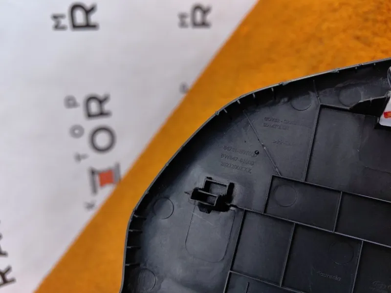 Накладка на торпедо