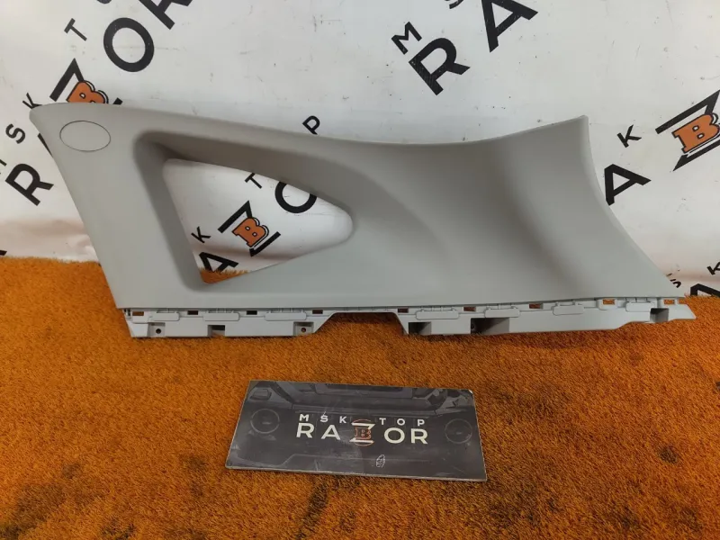 Накладка на стойку кузова