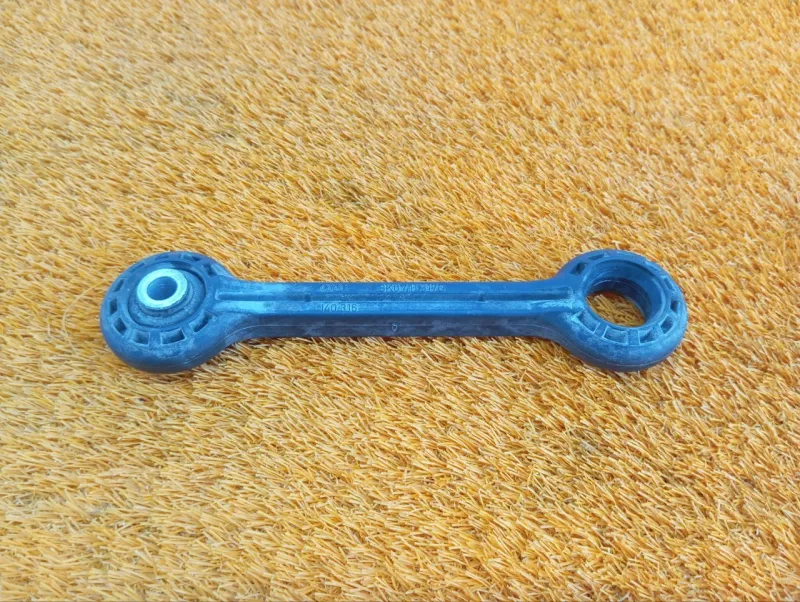 Стойка стабилизатора