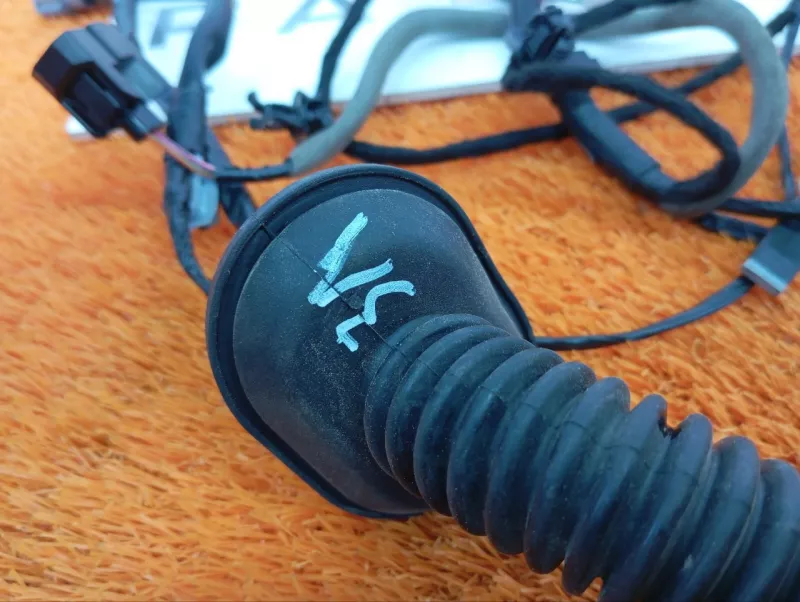 Проводка двери