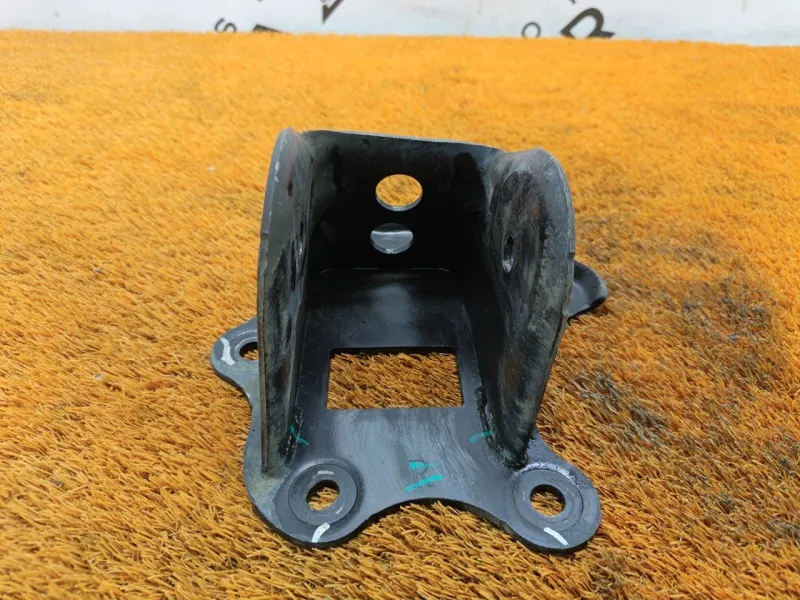 Кронштейн балки