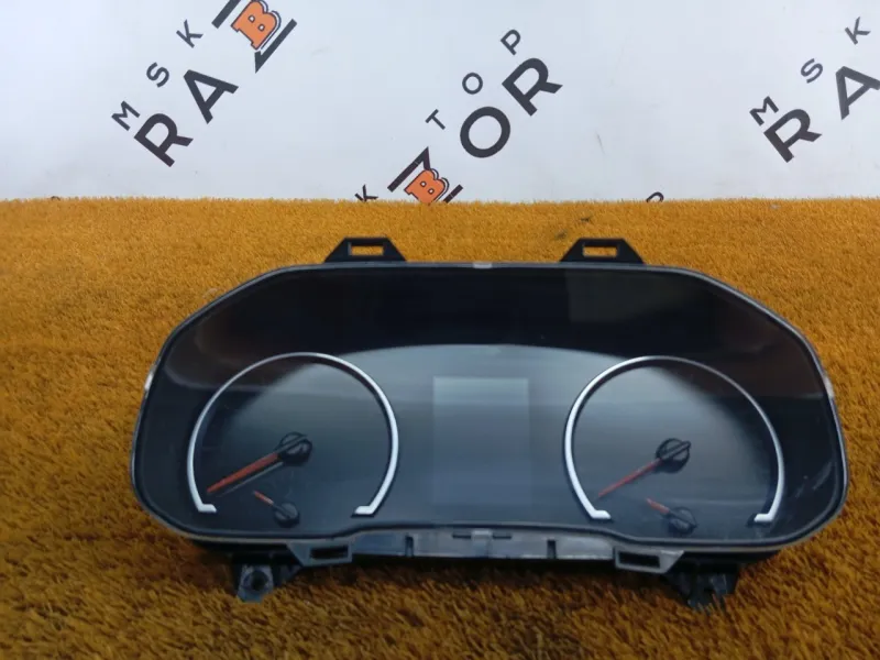 Панель приборов