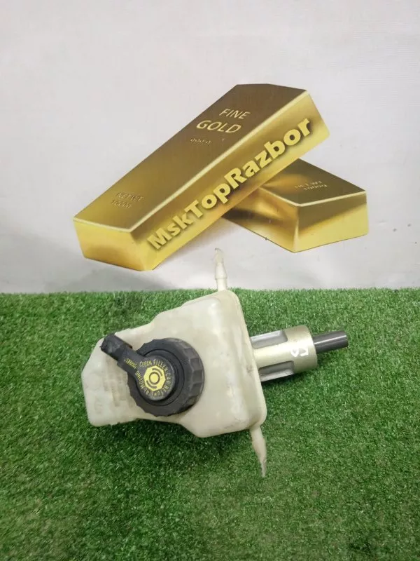 Главный тормозной цилиндр