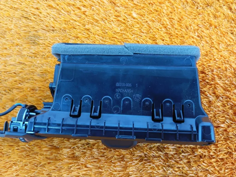 Дефлектор воздушный