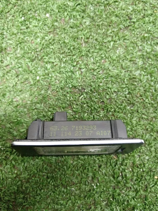 Плафон подсветки багажника