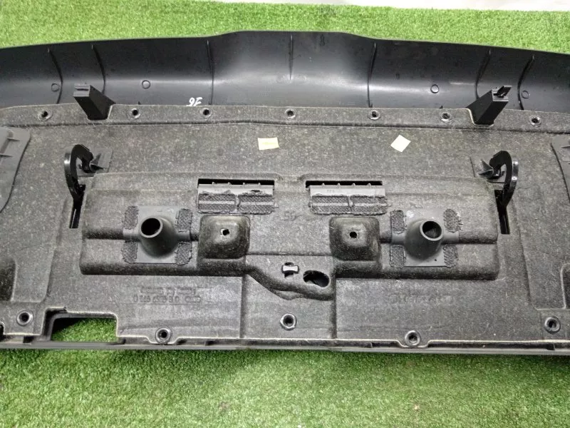Обшивка двери багажника Audi A4 2004 8E9867979B B7