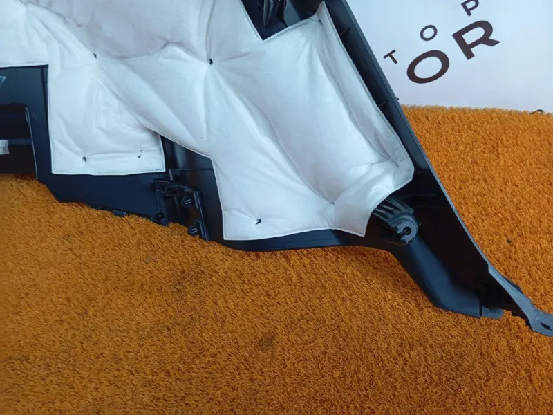 Обшивка багажника