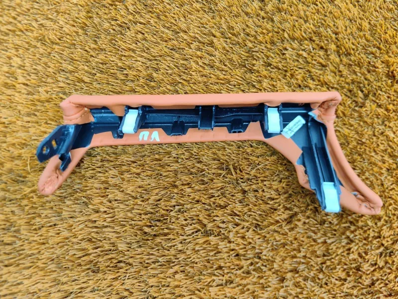 Декоративная накладка торпедо