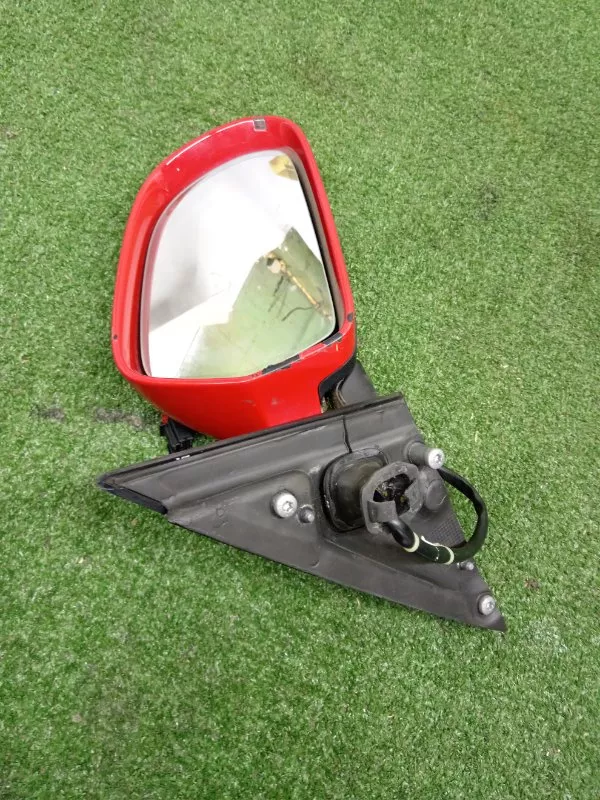 Зеркало боковое