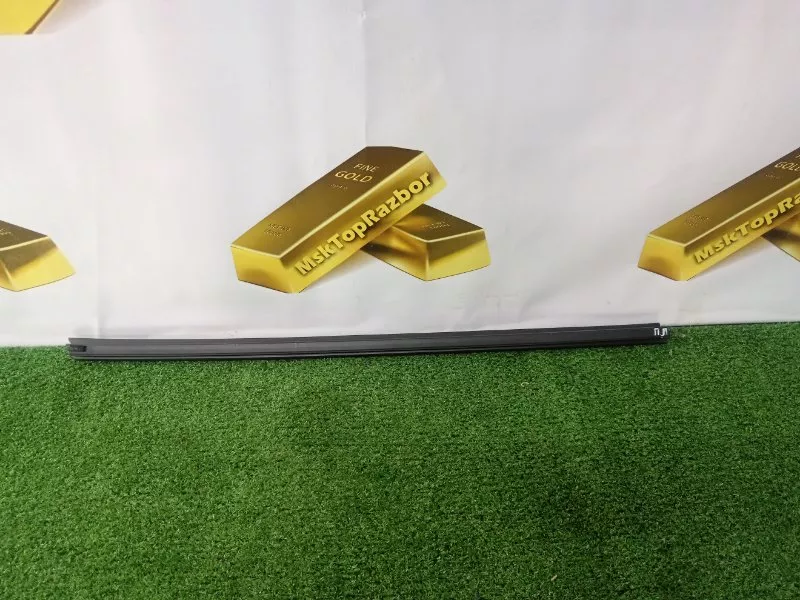 Уплотнитель стекла двери