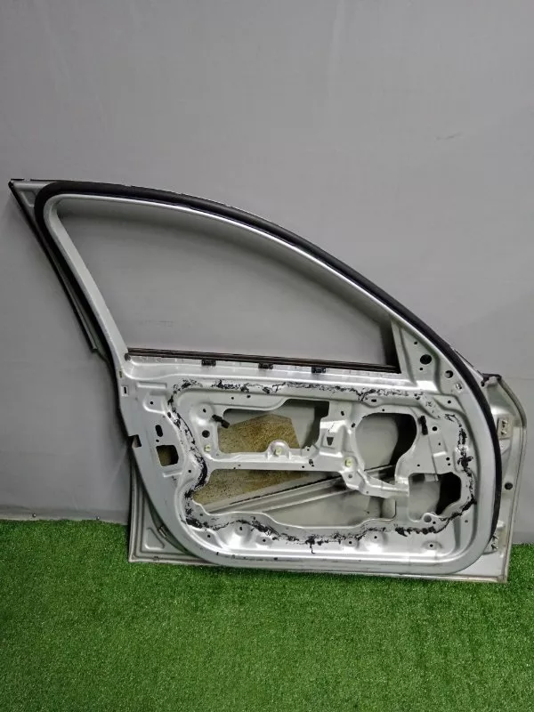 Дверь BMW 3-Series 2006 41007203643 E90, передняя левая