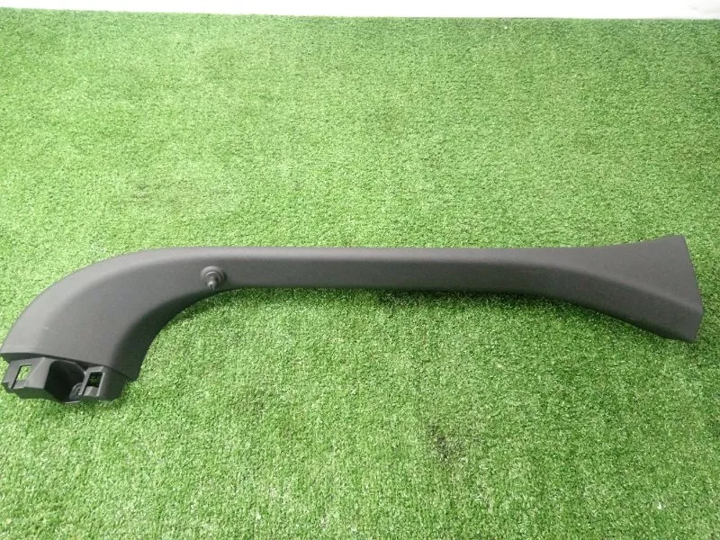 Обшивка багажника