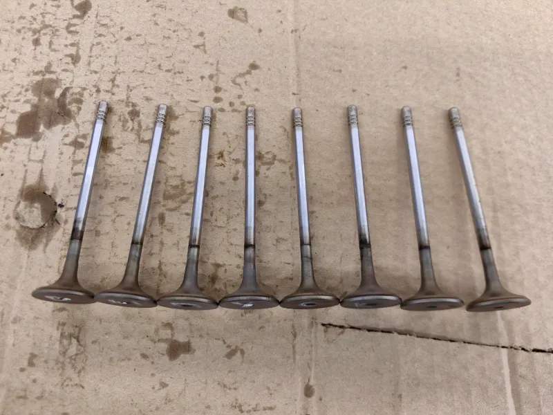 Клапан выпускной