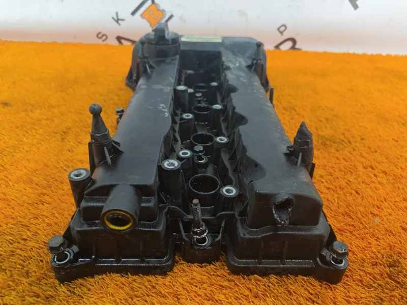 Клапанная крышка