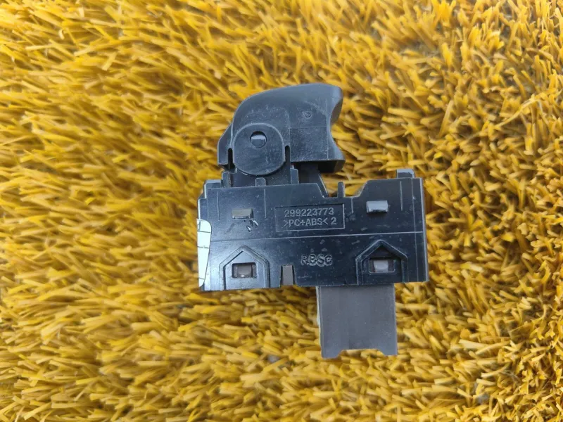 Кнопка стеклоподъемника