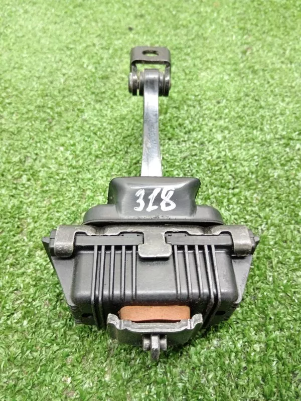 Ограничитель двери