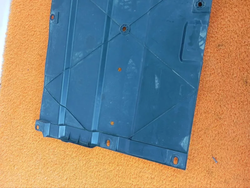 Защита днища кузова