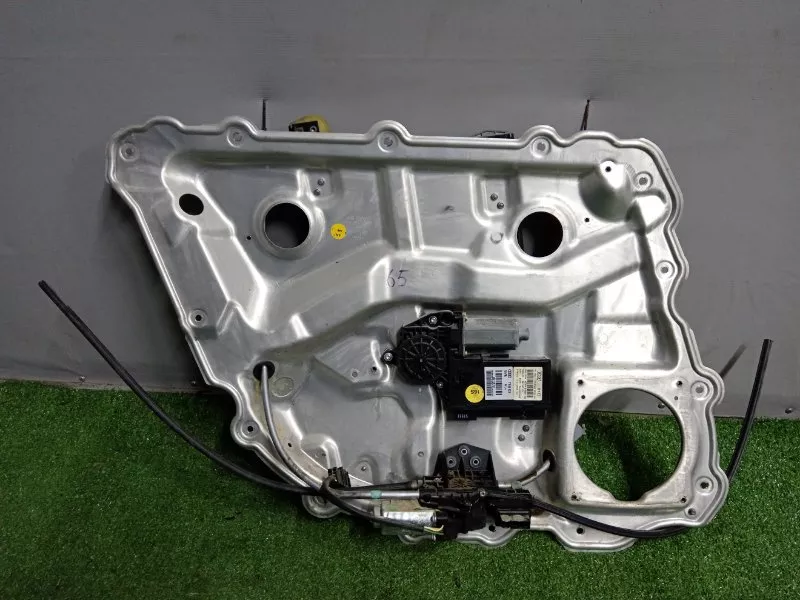 Стеклоподъемник Audi A8 2004 4E0839461C, задний левый