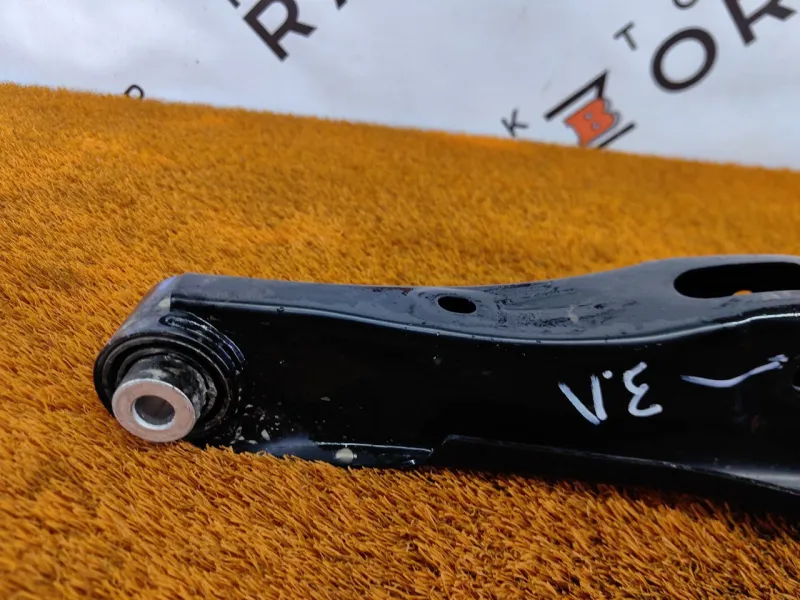 Рычаг подвески