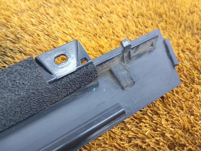 Молдинг двери