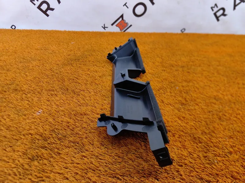 Патрубок воздушного фильтра