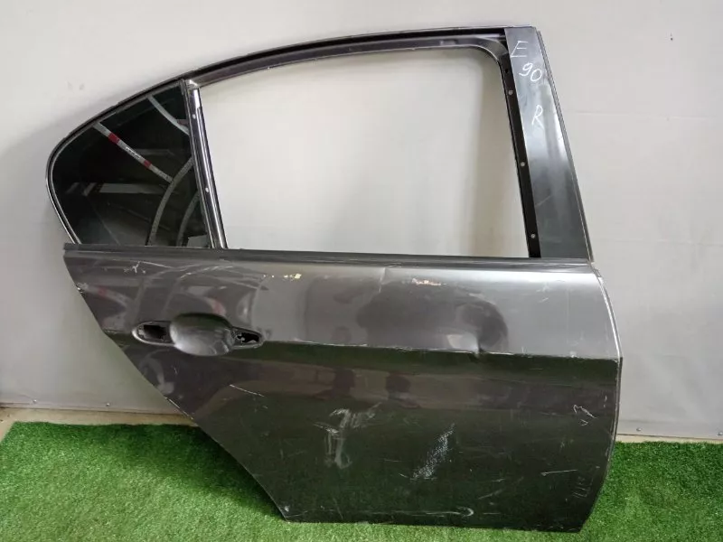 Дверь BMW 3-Series 2005 41007203648 E90, задняя правая