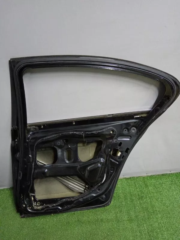 Дверь BMW 5-Series 2010 41007206114 F10, задняя правая