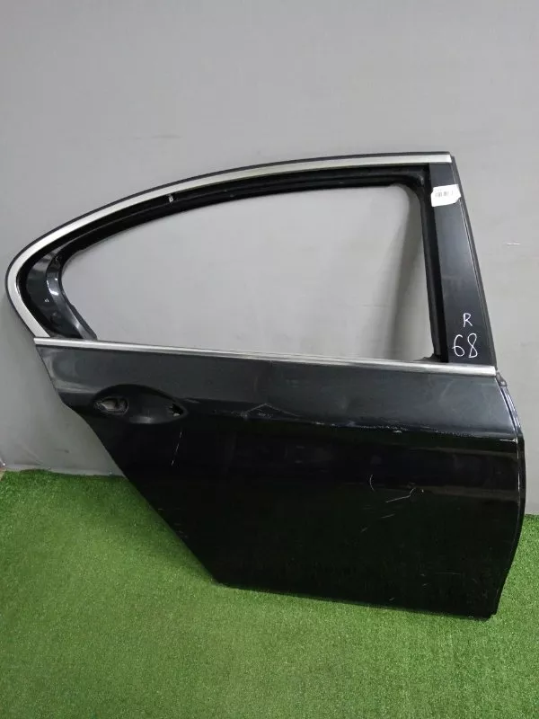 Дверь BMW 5-Series 2010 41007206114 F10, задняя правая