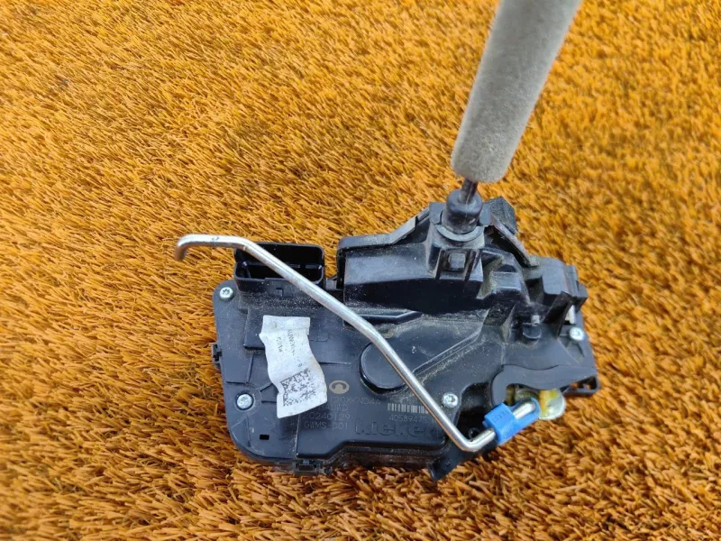 Замок двери