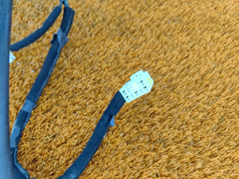 Проводка двери