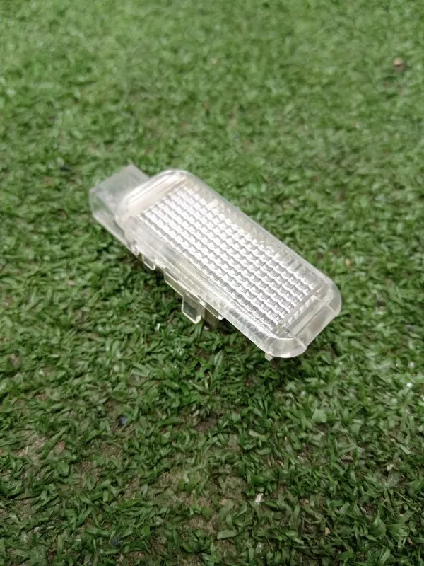 Плафон освещения багажника