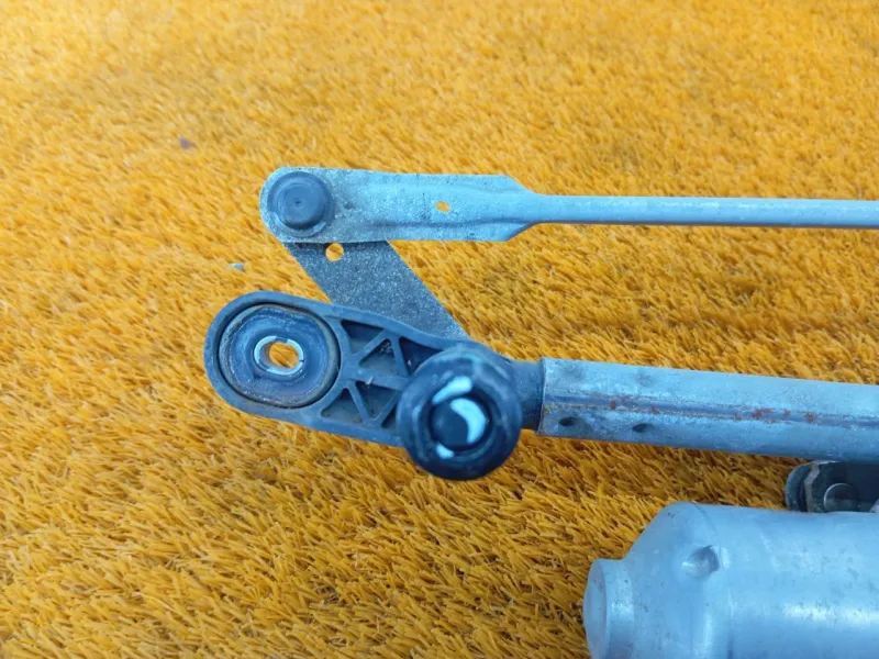 Трапеция дворников