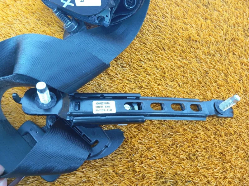 Ремень безопасности